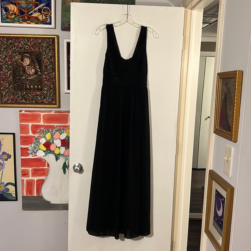 LOVE by Theia black empire waist chiffon/lace evening gown hidden zip side close